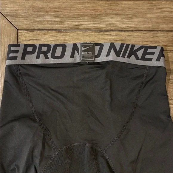NWT [Nike] Base Layer Compression Under Athletic Black 3/4 Leggings Men’s Small - Picture 5 of 6